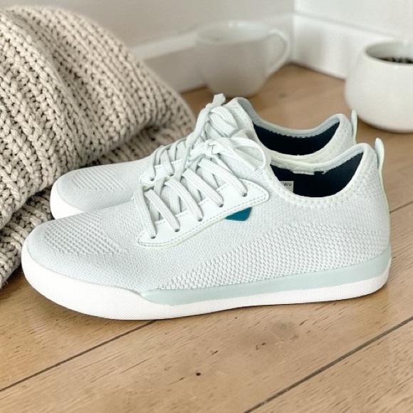 Vessi weekender waterproof sneakers 9 light teal